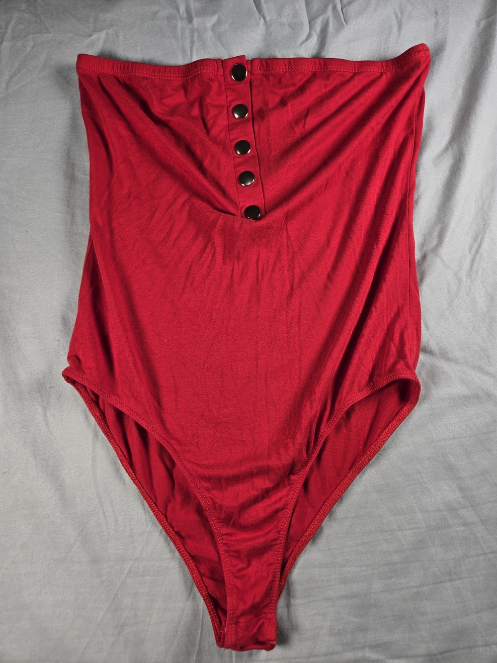 Heart & Hips Women’s Red Strapless Bodysuit Snap Button Front Size M